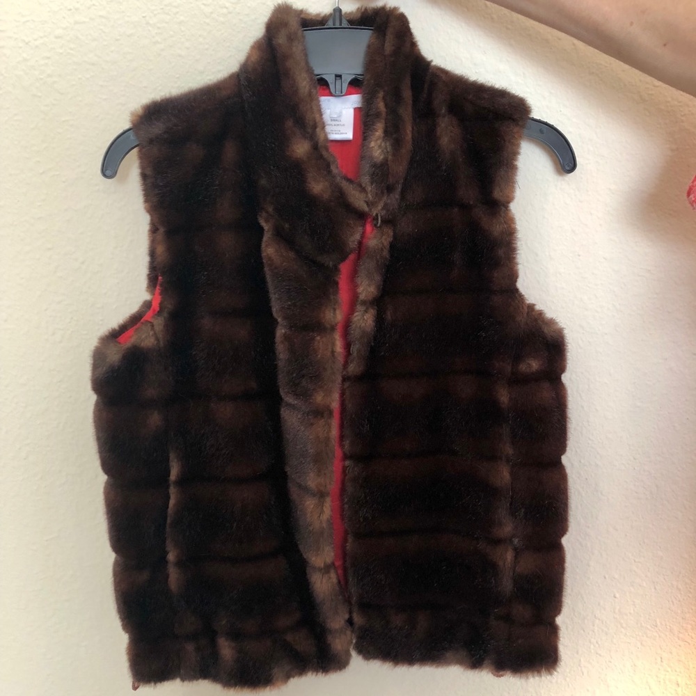 Pure Joy Faux Fur Brown Vest - EUC - Sz Small